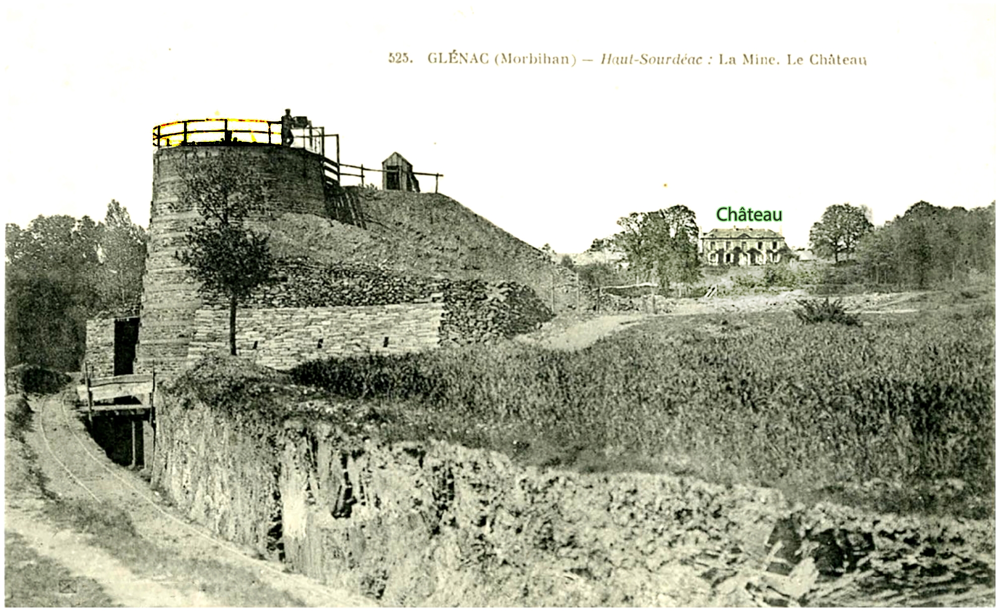 Photo de la mine et du château - Histoire de Glénac Photo de la mine et du château